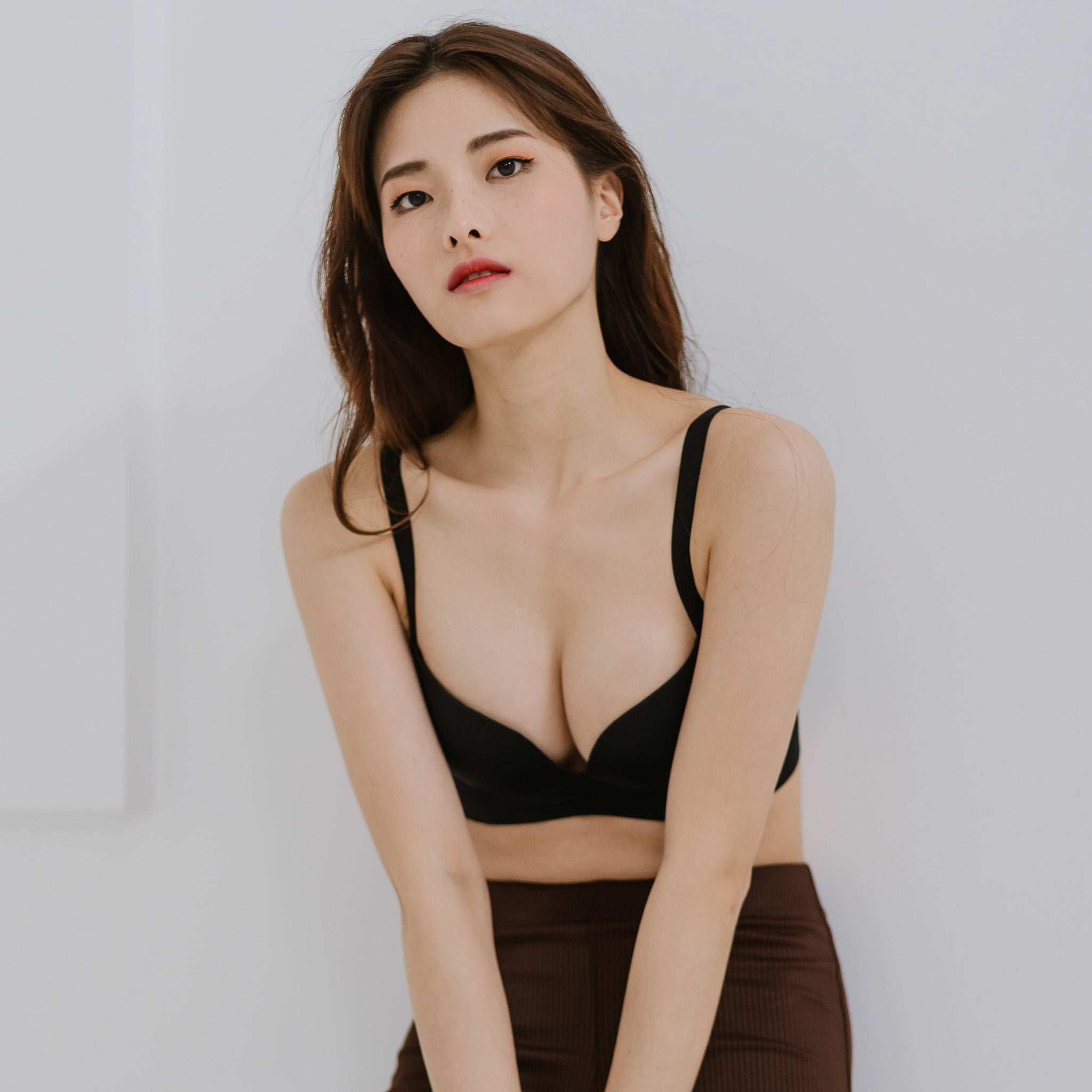 No Bulge! Seamless Wireless Bra in Velvet Black