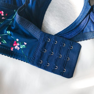 All-Day Comfort Wireless Bra in Midnight Bloom (Size M Only)