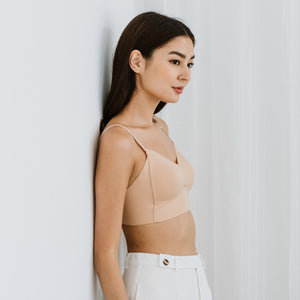 Seamless V-Neck Midi Bralette in Warm Nude