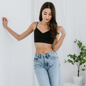 Seamless V-Neck Midi Bralette in Black (Size M Only)