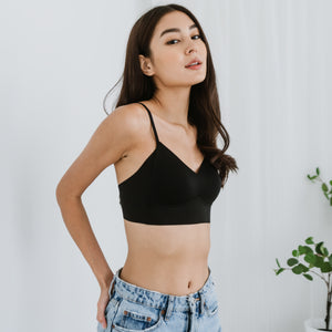 Seamless V-Neck Midi Bralette in Black (Size M Only)