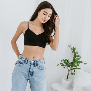 Seamless V-Neck Midi Bralette in Black (Size M Only)