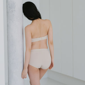 Premium Mid-Rise Seamless Butthugger in Beige Nude