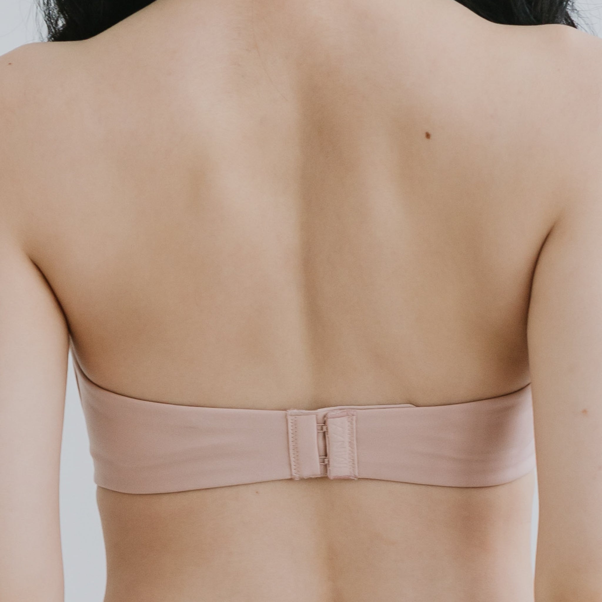 5th Gen 100% Non-Slip Strapless Bra in Strawberry Cream