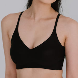 Air-ee Seamless Bra in Black - Thin Straps (Signature Edition)