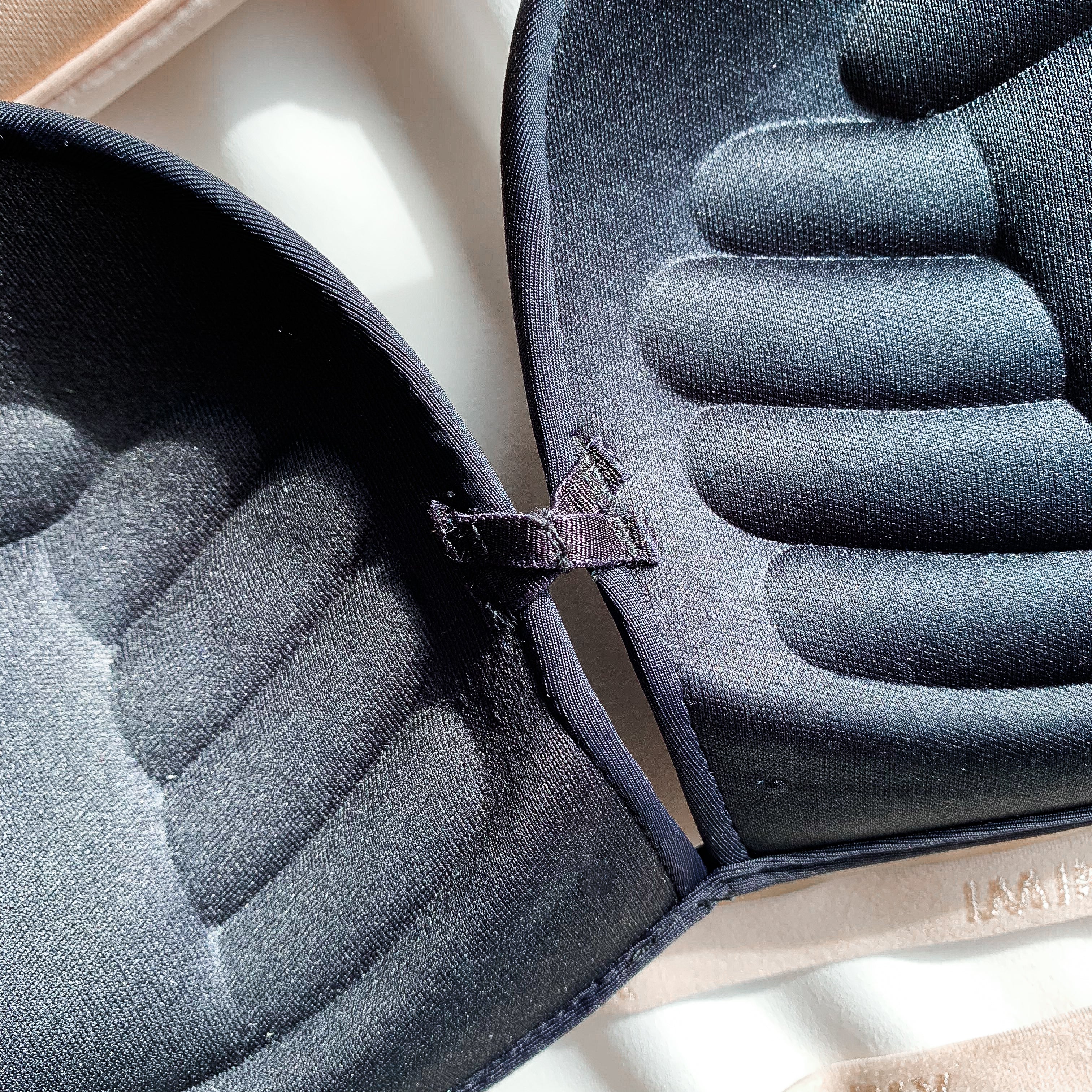 LIFT IT UP! 100% Non-Slip Super Push Up Strapless Wireless Bra