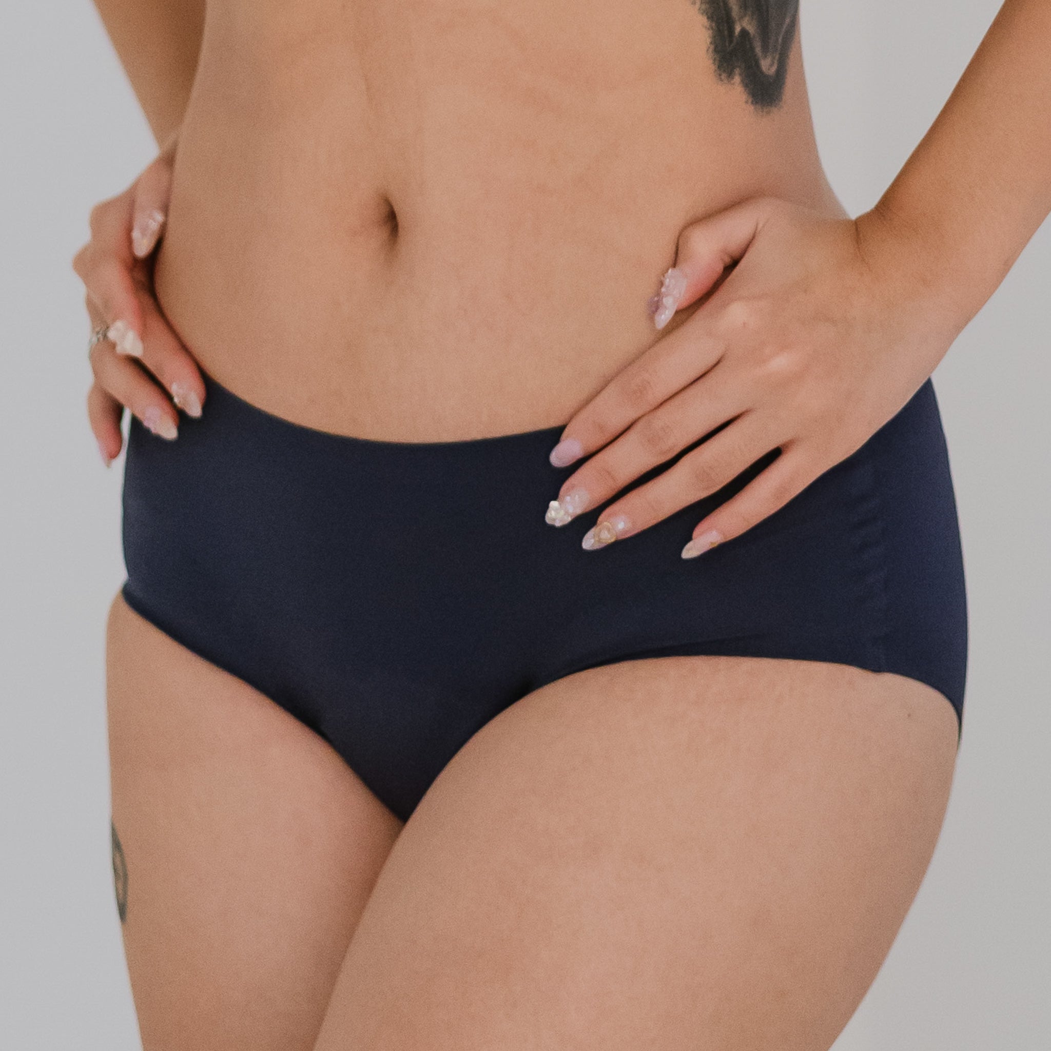 Hello Period! Seamless Mid-Rise Cheekie in Buttery Teal Marine (Size L - 3XL only)