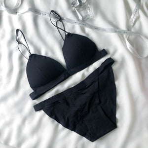 Midnight Muse Cheeky in Black