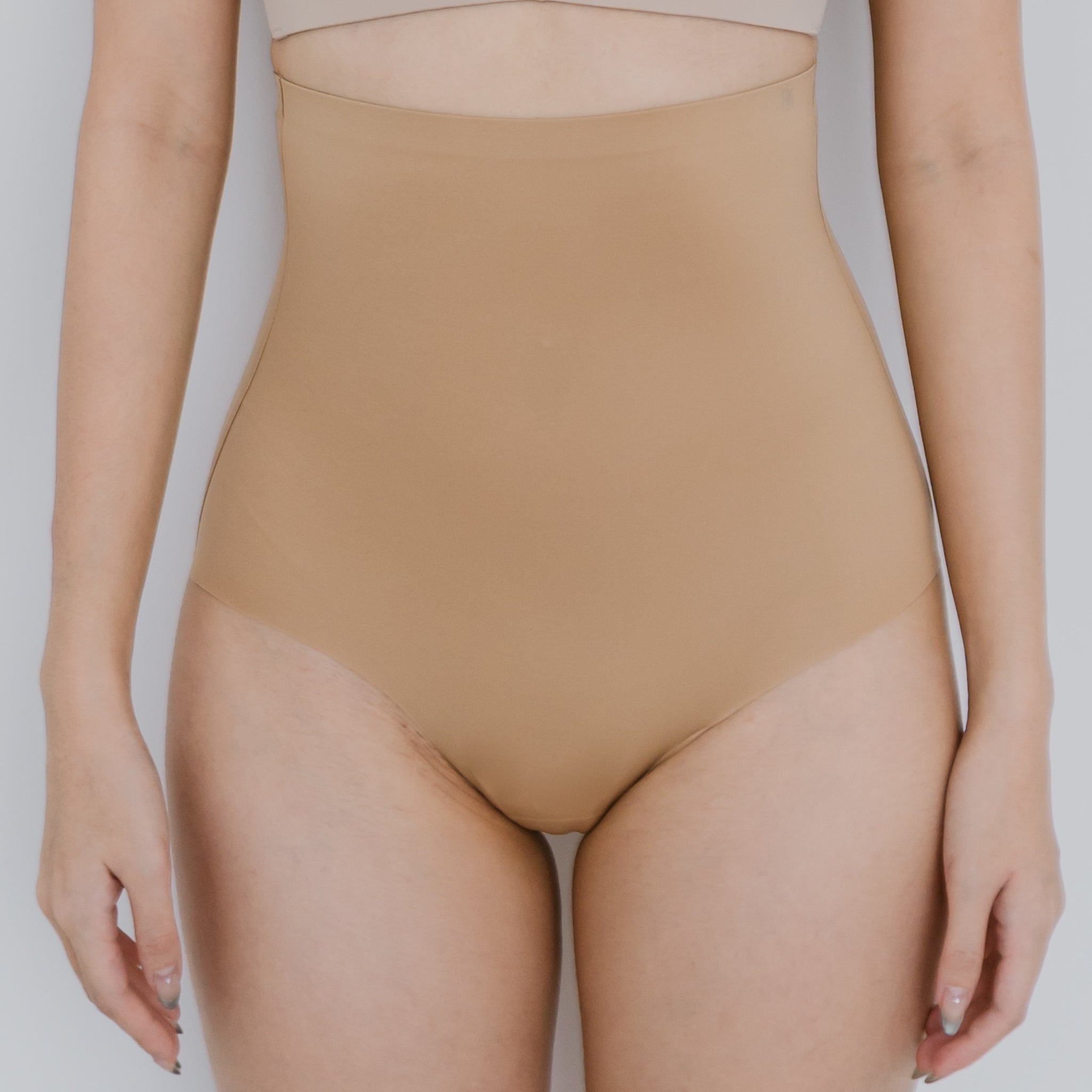 AIR-SHAPER Super High-Rise Seamless Cheekie (Gentle Compression)