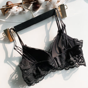 Irresistibly Cosy Lightly-Lined Midi Wireless Bra in Black (Size XL Only)