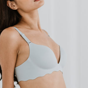 Comfy Sleek! Seamless Lightly-lined Wireless Bra in Seafoam Blue