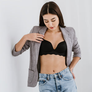 Comfy Sleek! Seamless Push Up Wireless Bra in Black