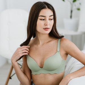 Comfy Sleek! Seamless Push Up Wireless Bra in Light Sage (Size XL Only)