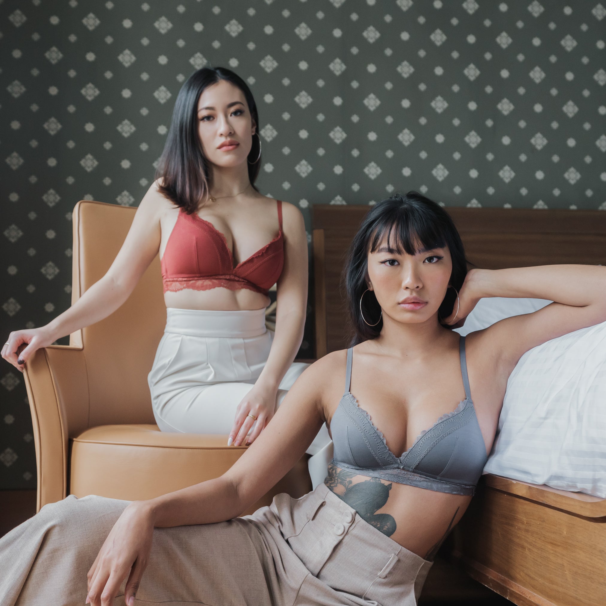 Basic Lace Freedom Wireless Bra (Modal® Fabric) in Charcoal