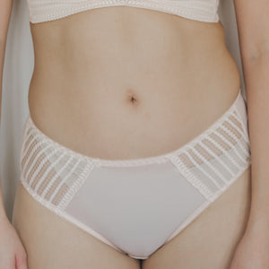 Twisted Knot! Mid-Rise Cheeky in Light Nude
