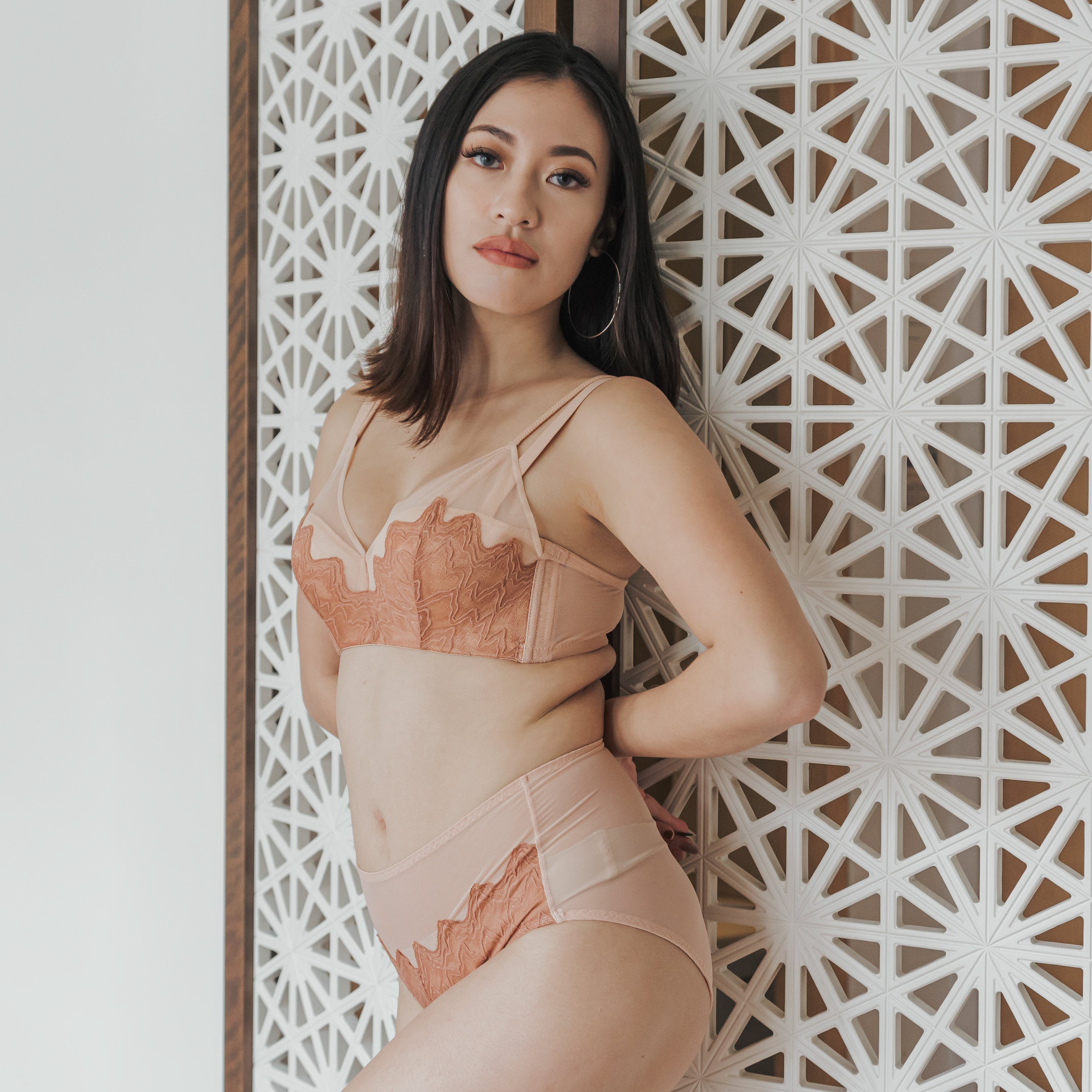Elegant Romance! Convertible Push Up Bra