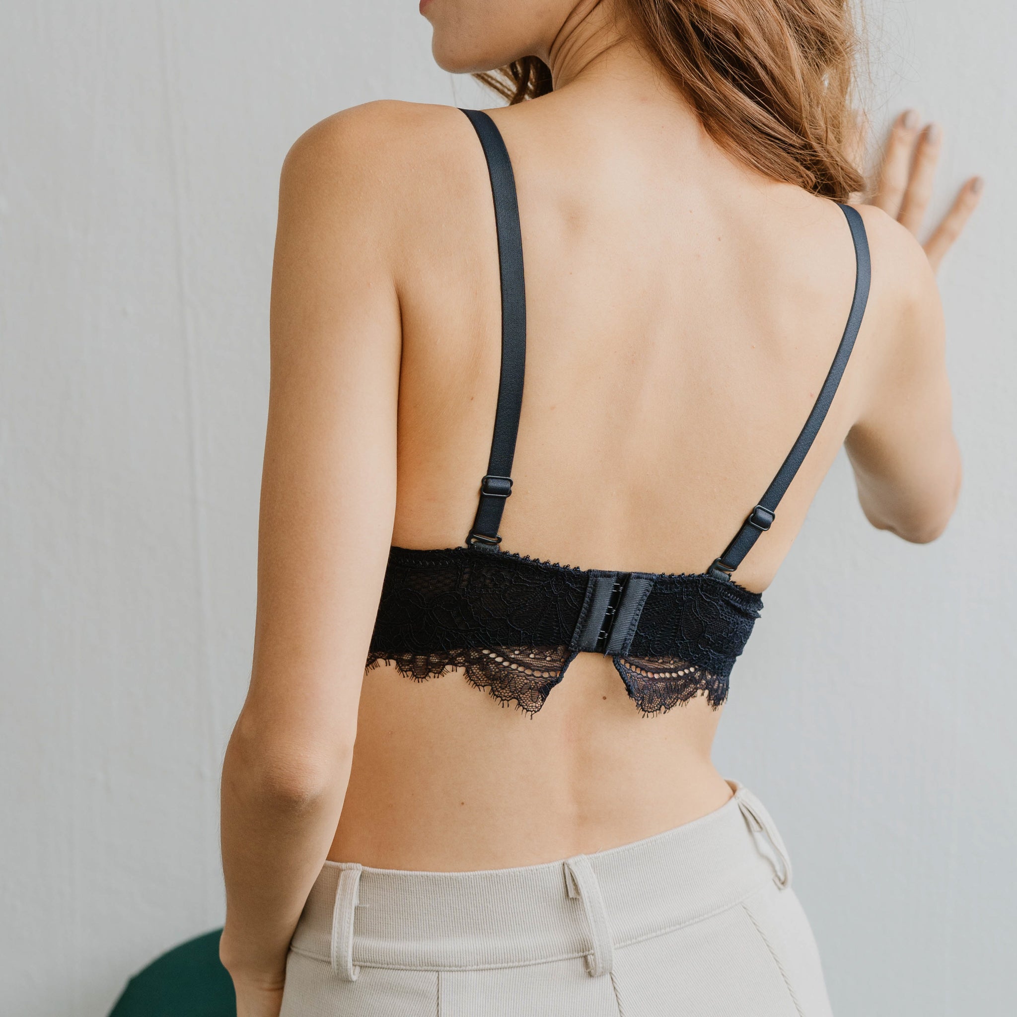 Sweet Muse Scallop Lace Bralette